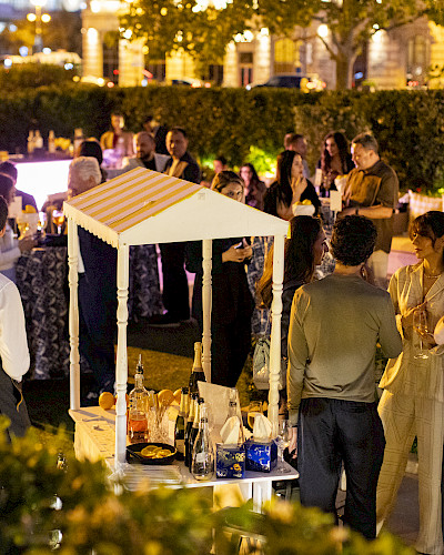 Терраса Eyvan в Four Seasons Hotel Baku вновь открылась с атмосферным вечером “Capri Sunset”