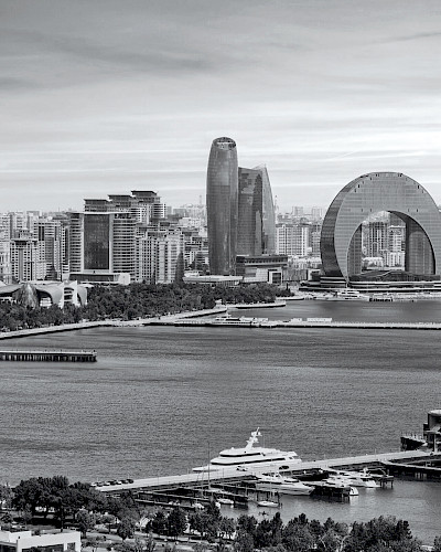 Visa ilə gələcəyə doğru