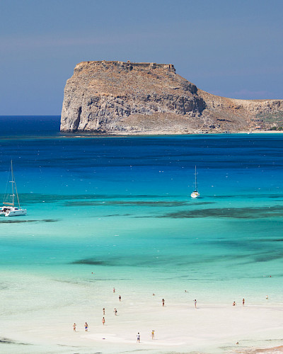Ikos Resorts теперь на Крите — сегодня торжественно открылся Ikos Kissamos