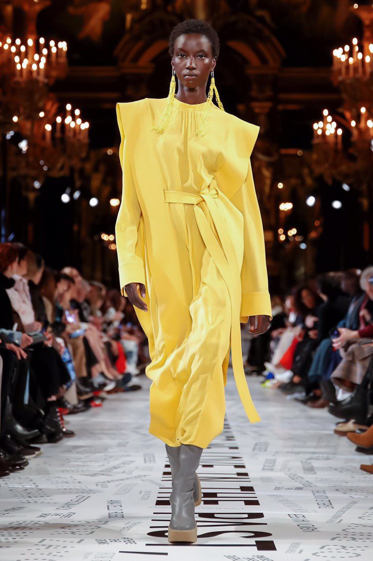Stella McCartney FALL 2019 Nargis magazine Nargis