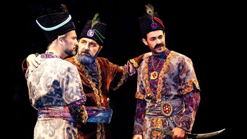 photo5928316163392120871