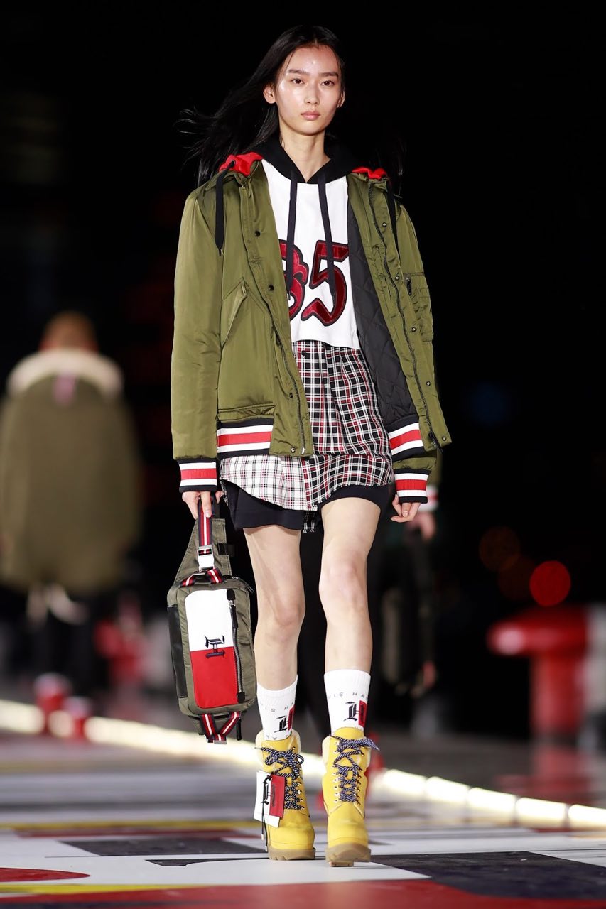 photo5219929679501306554