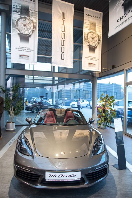 ee1dae3b-7ec3-4a3c-86f0-78a9c8a5f469