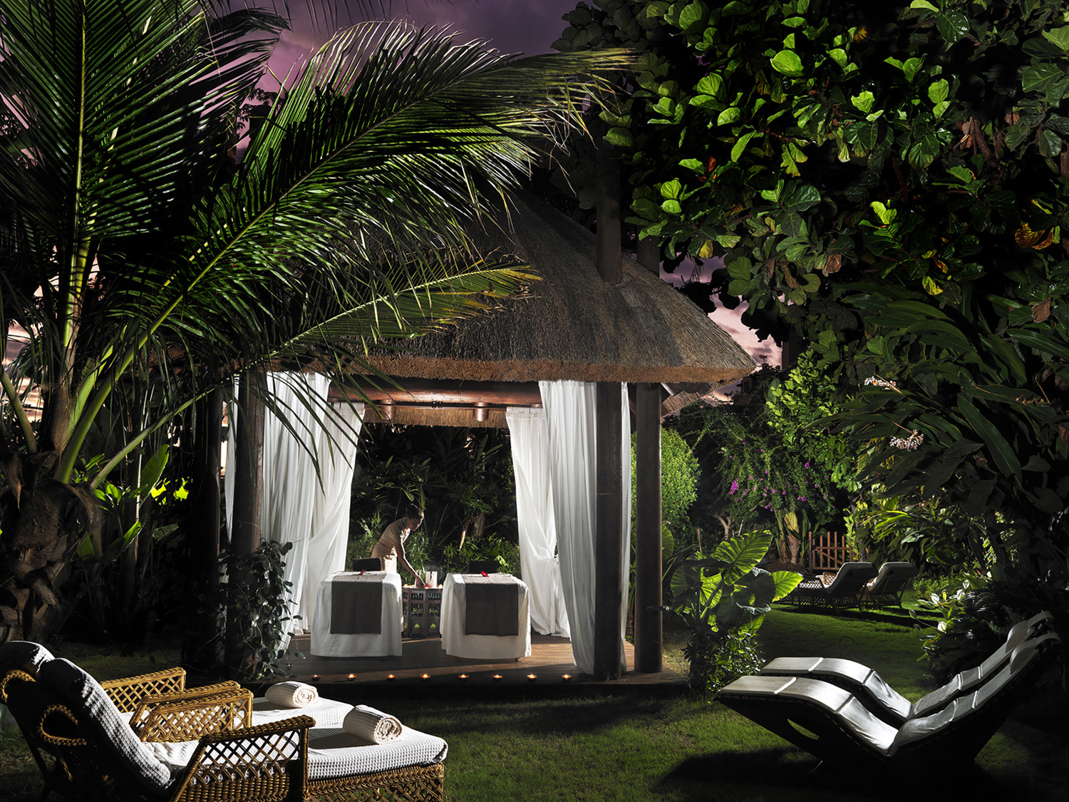 spa_garden_cabana
