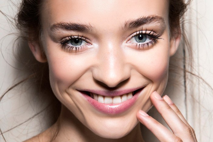 beauty-skin-care-2015-05-sensitive-skin-00