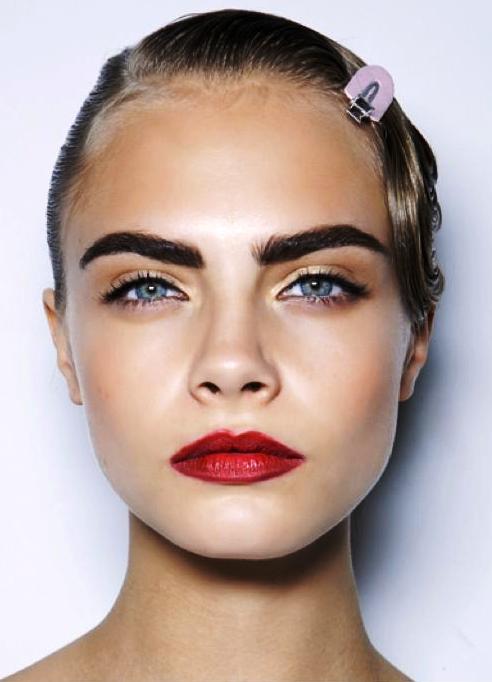 kakie_brovi_v_mode_v_2016