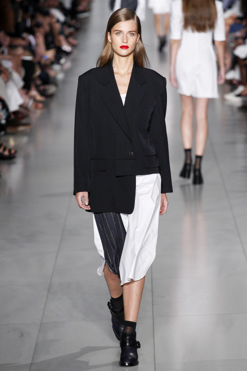 DKNY