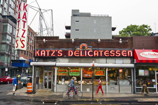 052813FeaturesKatzsDeliBZ