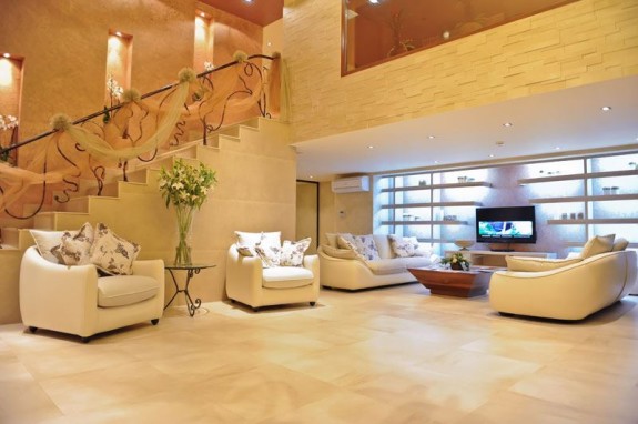 405512_449212301768347_1529474748_n