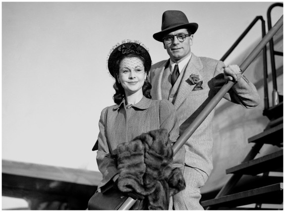 Entertainment - Laurence Olivier and Vivien Leigh - Heathrow Airport