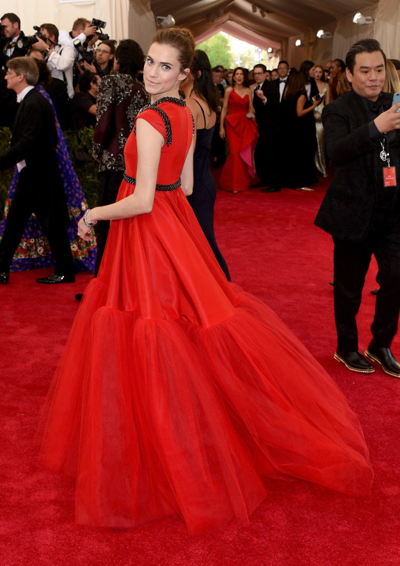 allison-williams-met-gala-2015