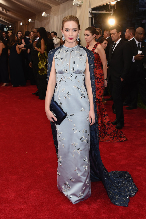 emily-blunt-met-gala-2015