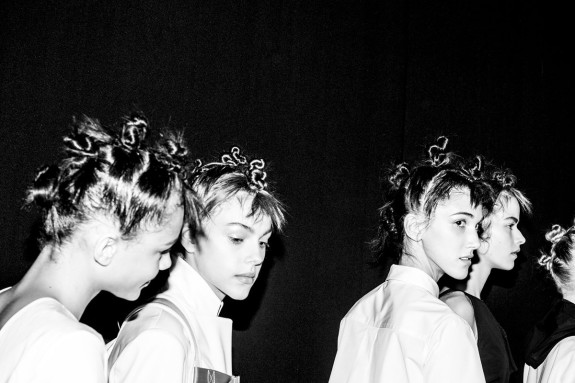 marc-by-marc-jacobs-rtw-ss-2015-backstage-03