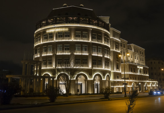 Harvey Nichols Baku 1