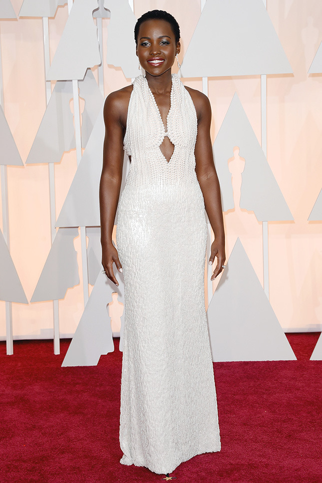 Люпита Нионго в платье Calvin Klein Collection и украшениях Chopard