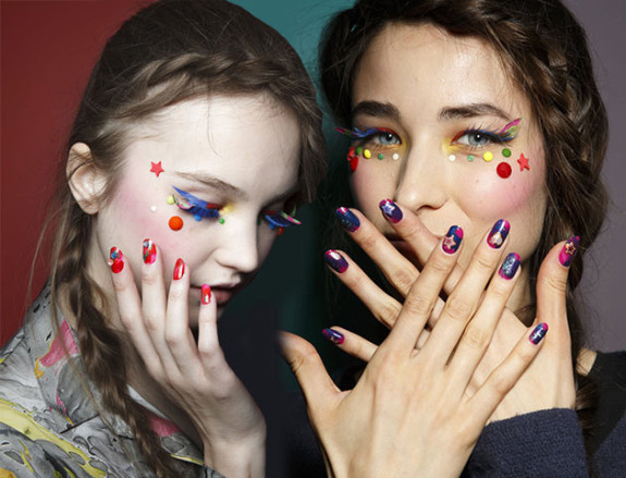 fall_winter_2014_2015_nail_polish_trends_fashionisers copy