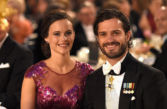 23F2FACA00000578-0-image-a-73_1418254896712 copy