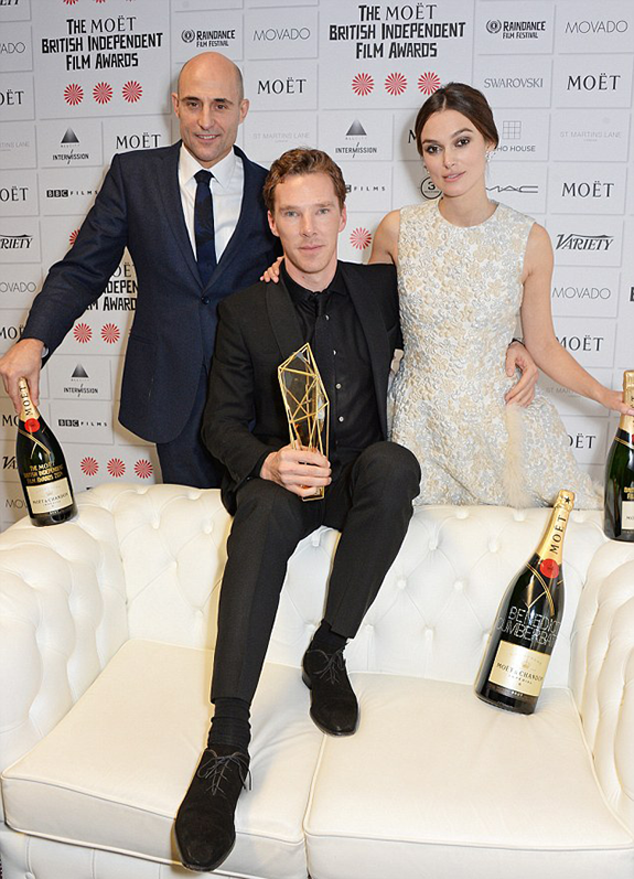 23DB32AA00000578-2864599-Pose_for_cameras_Benedict_with_Mark_Strong_and_his_Imitation_Gam-a-149_1417998820948 copy