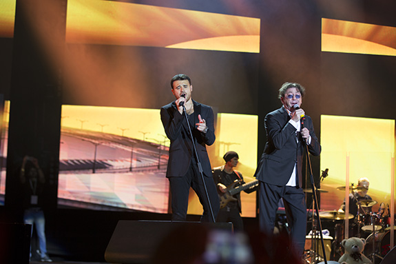 051A7529ET051A7529 copy