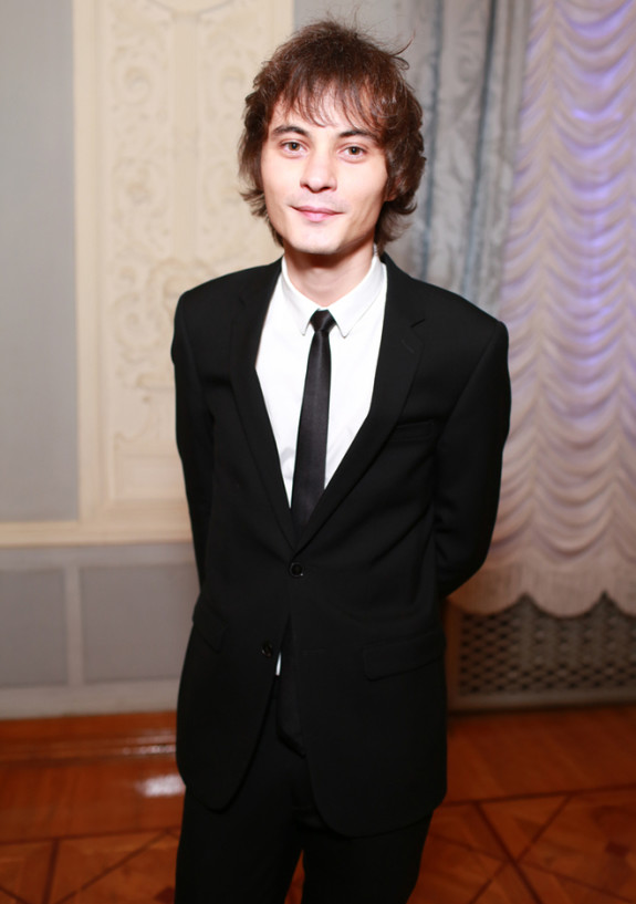 660x938_Quality100_95e67593469a8683dae8d2ec1b47d489