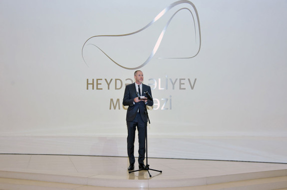 ab71644eed619e293b74613c44abd233