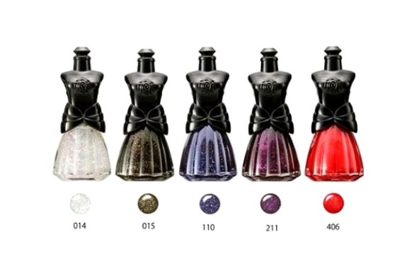 annasuiholiday2012nailpolishes_thumb
