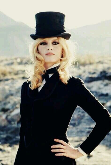 18523beb3158bed645c1137275e6d76f