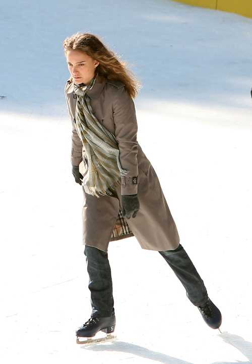 natalie-portman-ice-skating-for-new-movie-08