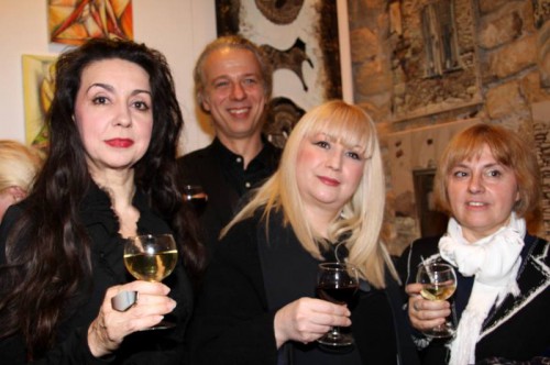 1499685_548028995268028_1565074758_n