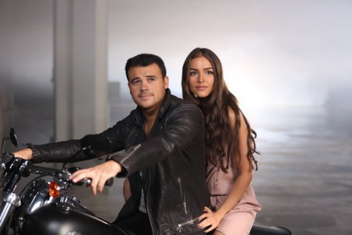 1381090035_emin_klip_2