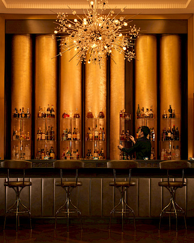 Timeless Bentley’s Bar at Four Seasons Hotel Baku welcomes Insider Bar for a special weekend of contemporary cocktails experience